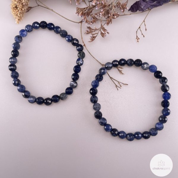 Sodaliet facet armband 6 mm