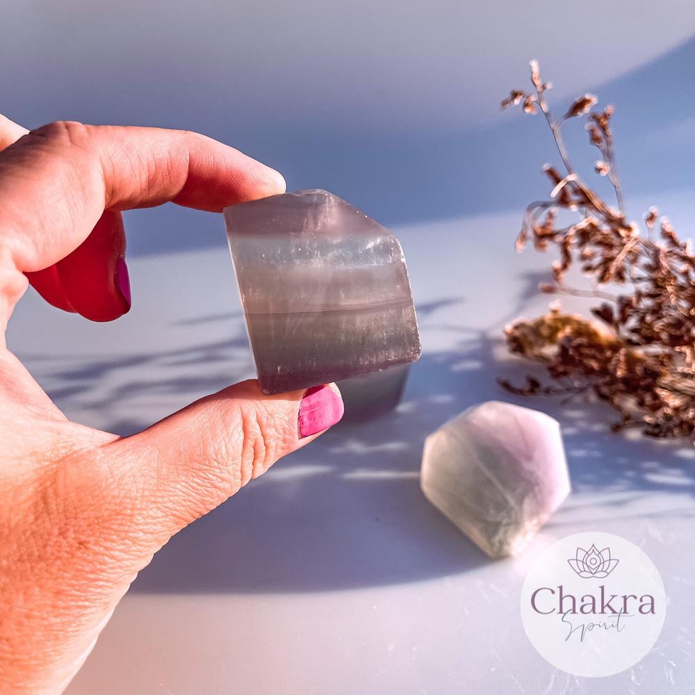 Regenboog Fluoriet vrije vorm 2 Regenboog Fluoriet vrije vorm