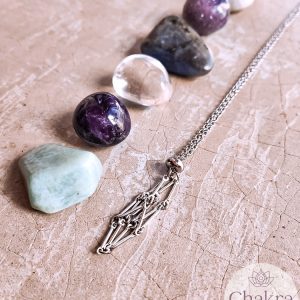 Divine Feminine set & edelsteenhouder ketting zilverkleurig (45 cm – 50 cm) Divine Feminine set & edelsteenhouder ketting zilverkleurig (45 cm - 50 cm)