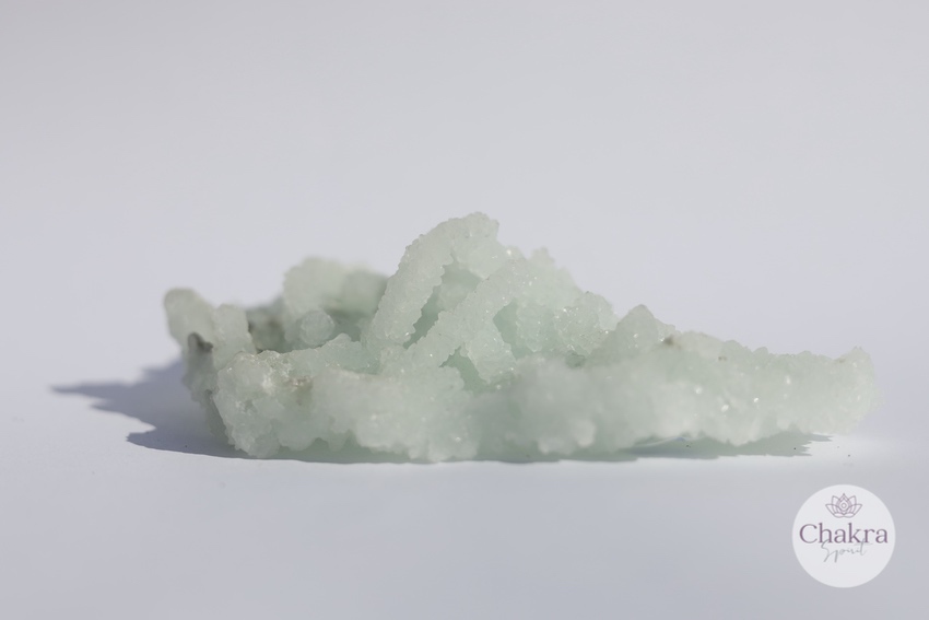 Prehniet ruw - India - 138gr 2 Prehniet ruw - India - 138gr