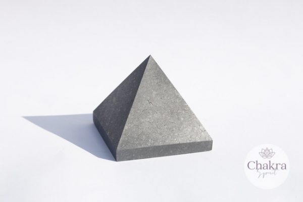 Shungiet piramide - Rusland - 60 mm