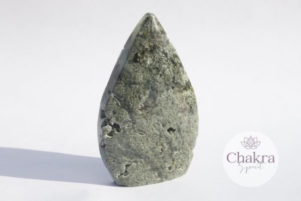 Prehniet sculptuur - 246gr 12 Prehniet sculptuur - 246gr