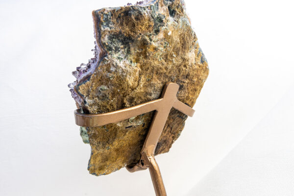 Rainbow Amethist cluster op standaard - Uruguay - 478gr 21 Rainbow Amethist cluster op standaard - Uruguay - 478gr