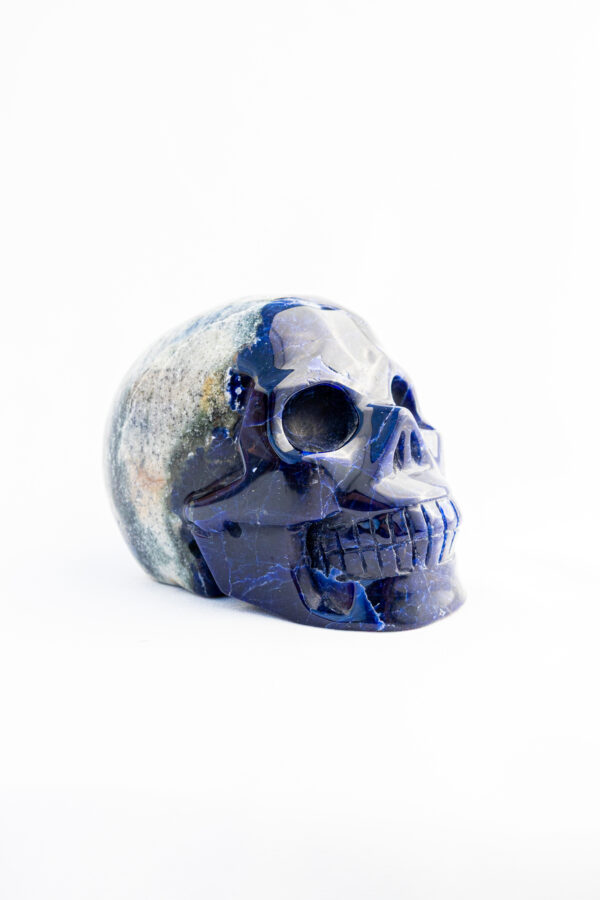 Sodaliet schedel - 938gr